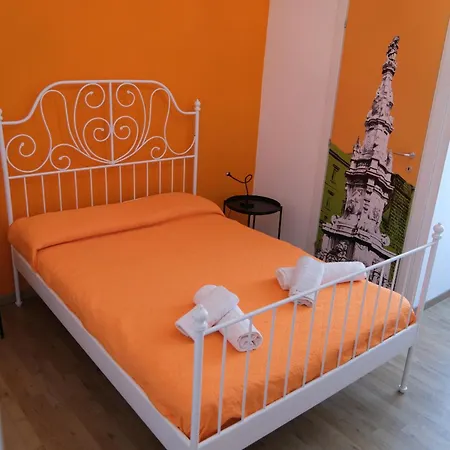 Tarumbo Panzió Nápoly