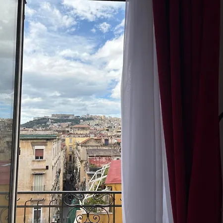 Nocleg ze śniadaniem Tarumbo Neapol