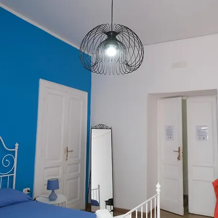 Tarumbo Panzió Nápoly