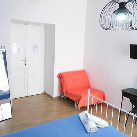 Tarumbo Bed & Breakfast 2*