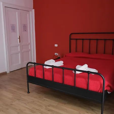 Nocleg ze śniadaniem Tarumbo Neapol