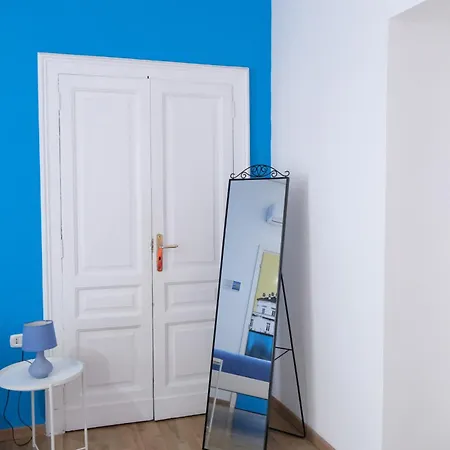 Nocleg ze śniadaniem Tarumbo Neapol