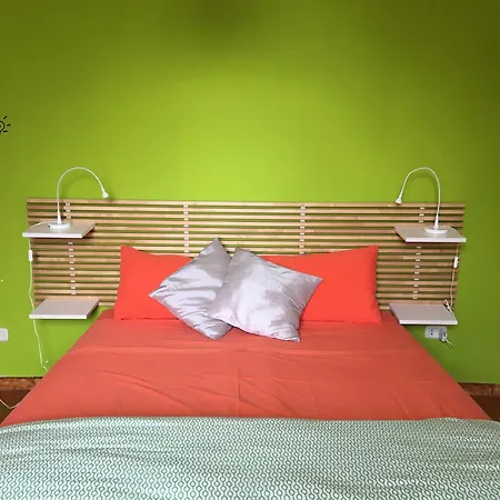 特拉布住宿加早餐旅馆