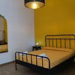 Bed & Breakfast Tarumbo Neapol